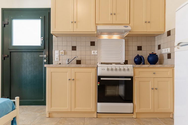 Ground floor double studio
